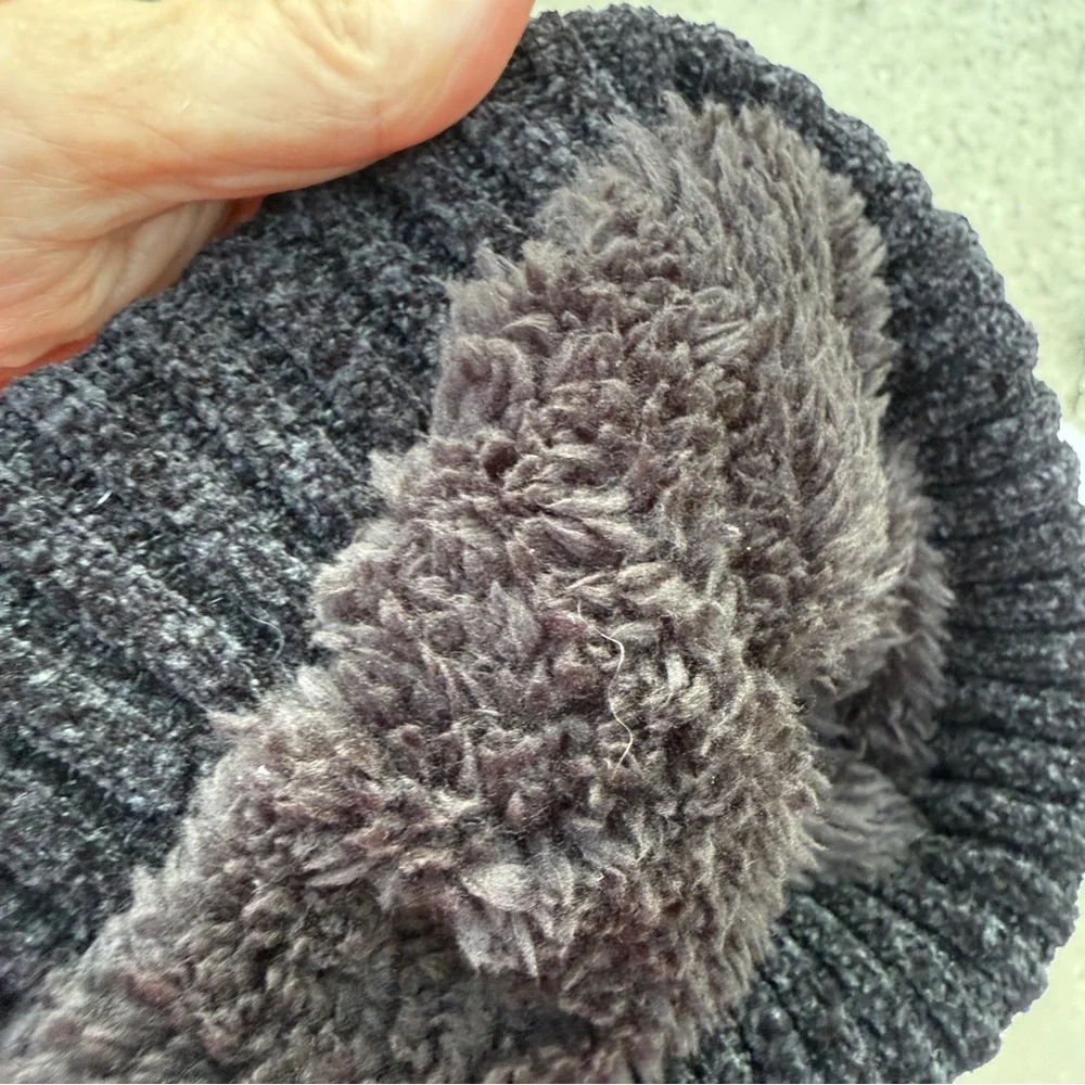 Britt's Knits Beyond Soft Chenille Beanie Black with Plush Lining Cable knit